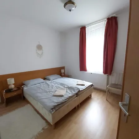 Agi Apartment *